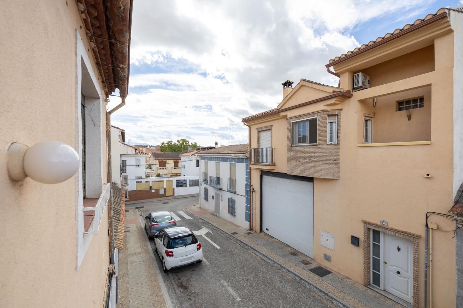3 bedroom Terraced Villa for sale in Granada city - € 145,000 (Ref: 9373700)