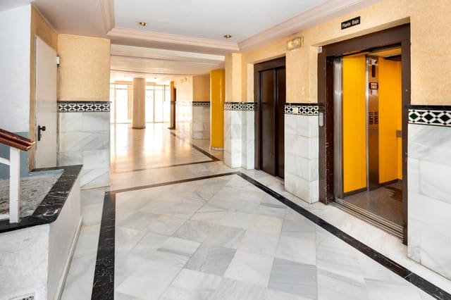 2 makuuhuone Huoneisto myytävänä paikassa Gójar mukana uima-altaan - 149 900 € (Ref: 9373701)