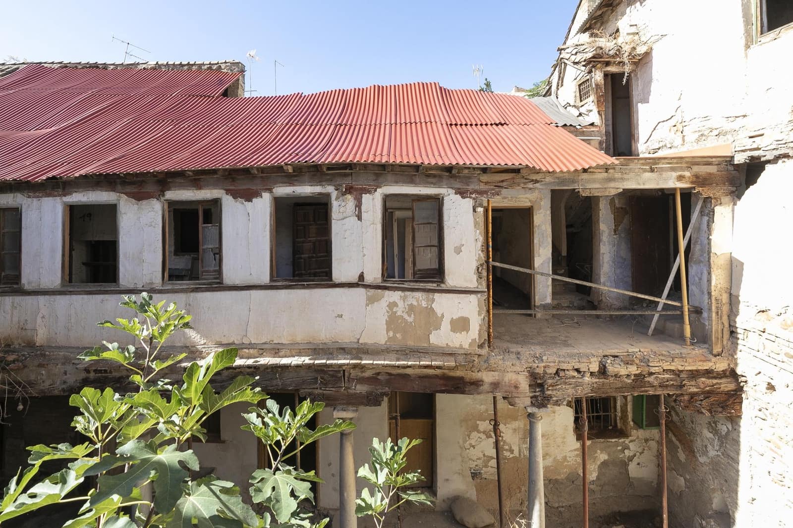 Haus zu verkaufen in Granada Stadt - 750.000 € (Ref: 9373704)