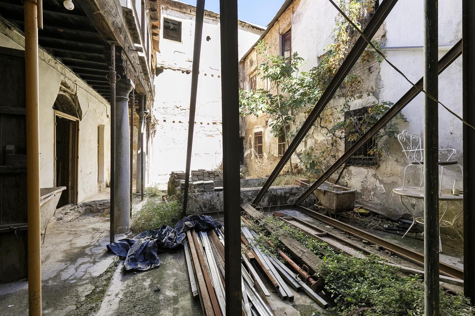 Haus zu verkaufen in Granada Stadt - 750.000 € (Ref: 9373704)