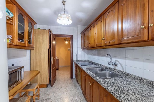 3 sypialnia Mieszkanie na sprzedaż w Zaidin, Miasto Grenada - 189 000 € (Ref: 9375251)