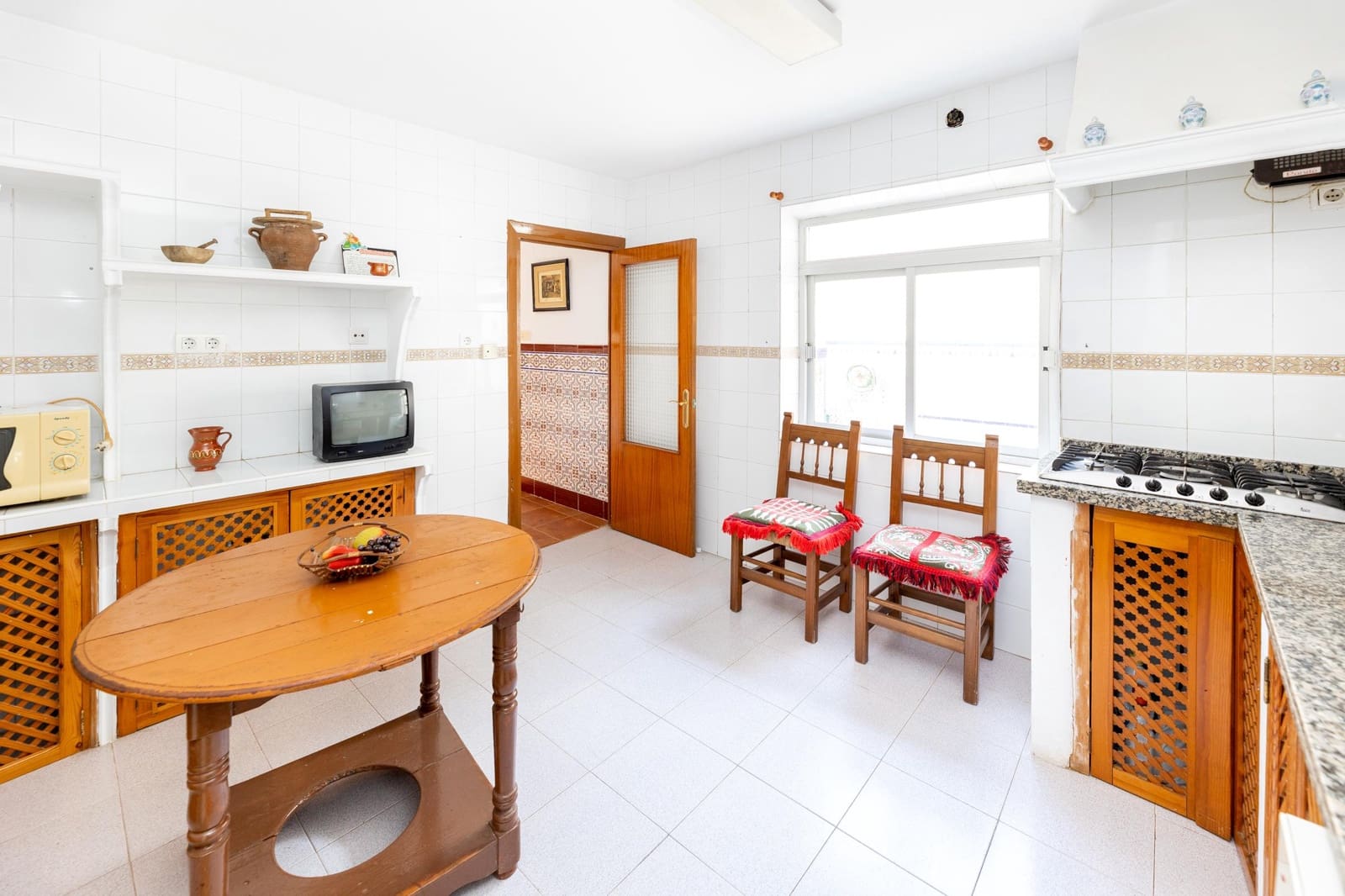 4 soverom Finca/Herregård til salgs i Granada by - € 149 000 (Ref: 9379307)