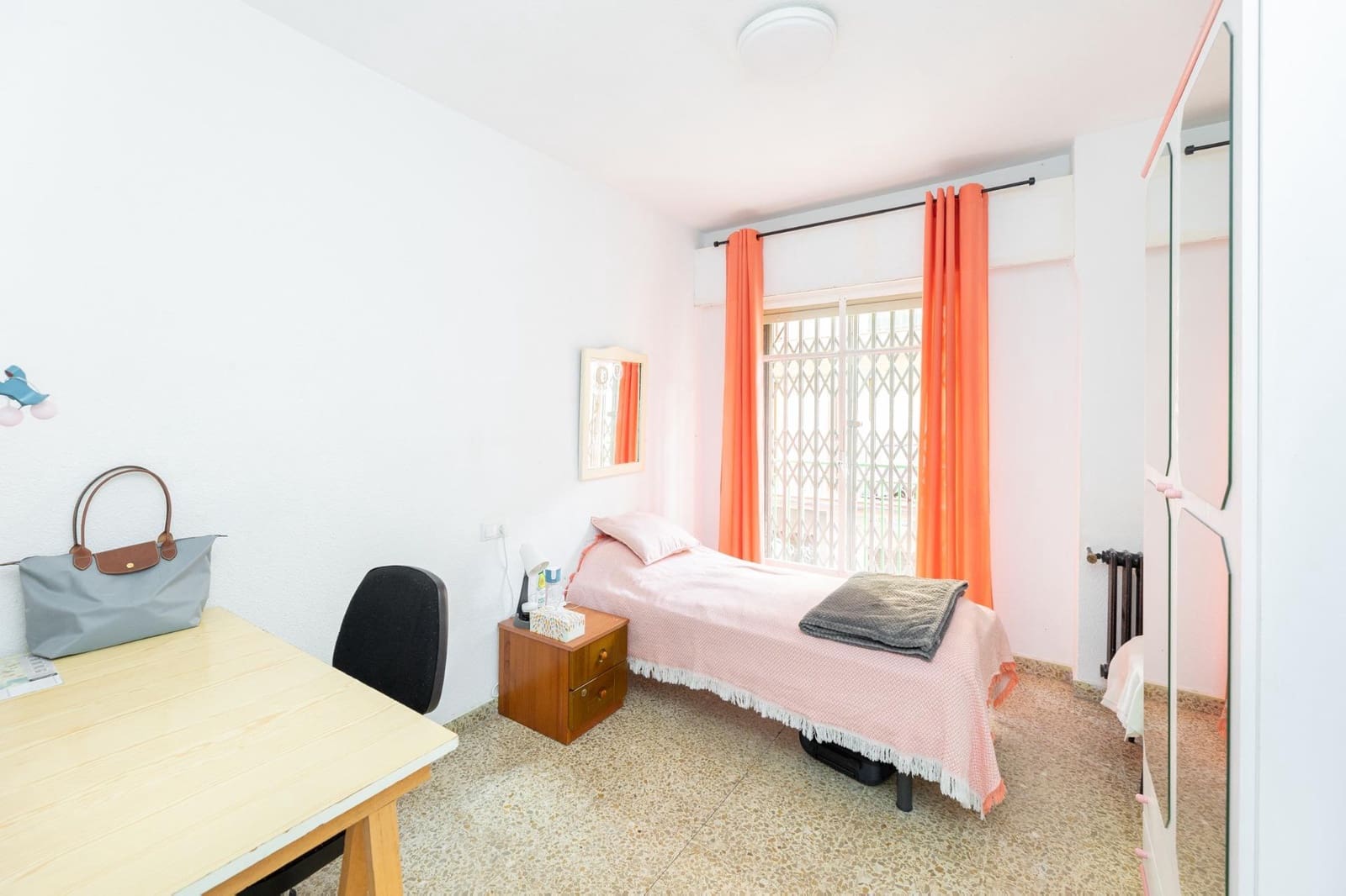 4 sypialnia Mieszkanie na sprzedaż w Miasto Grenada - 340 000 € (Ref: 9382757)