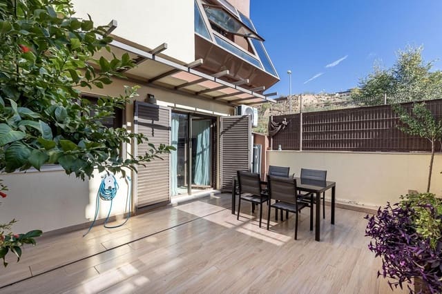 4 bedroom Terraced Villa for sale in Jun with pool garage - € 280,000 (Ref: 9382758)