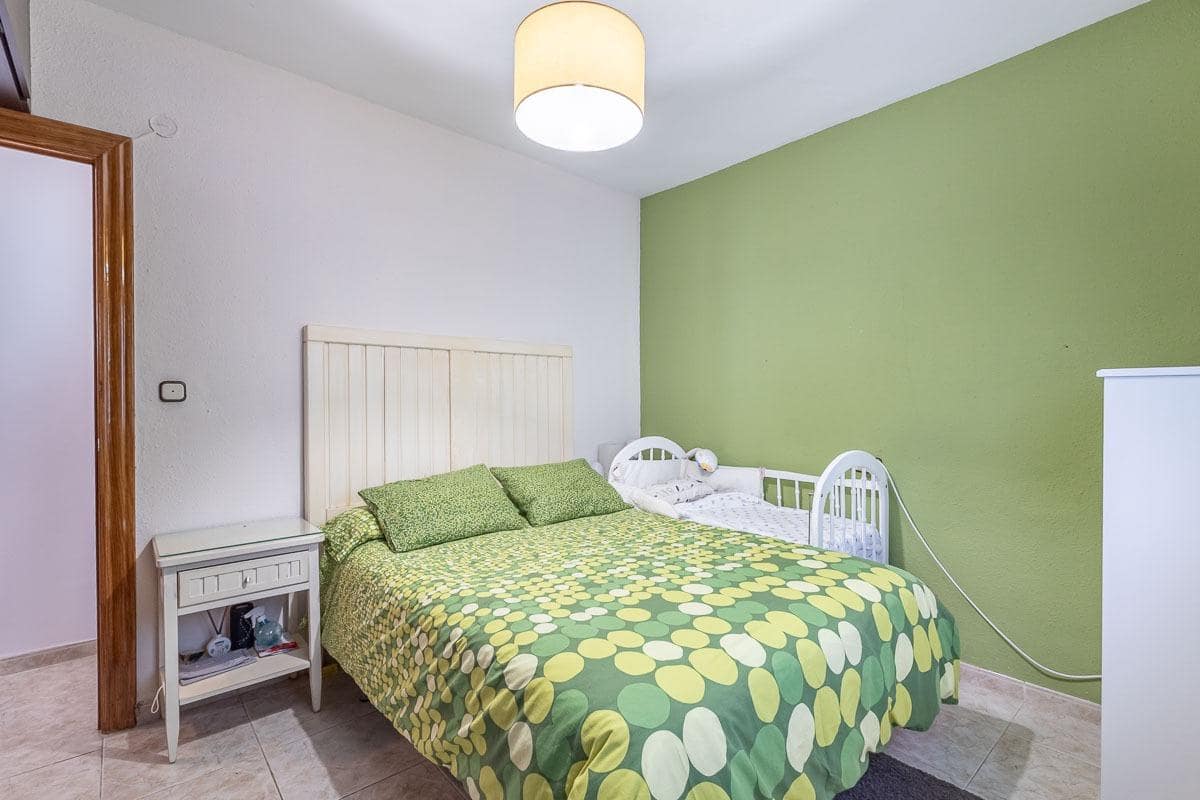 3 soveværelse Lejlighed til salg i Granada by - € 190.000 (Ref: 9382759)