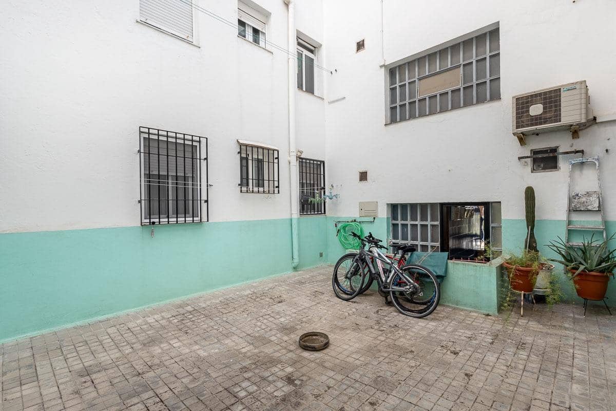 3 soveværelse Lejlighed til salg i Granada by - € 190.000 (Ref: 9382759)