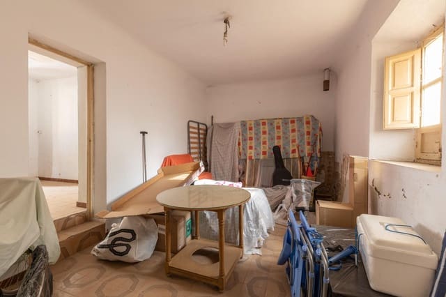 6 soveværelse Byhus til salg i Gójar med garage - € 140.000 (Ref: 9382762)