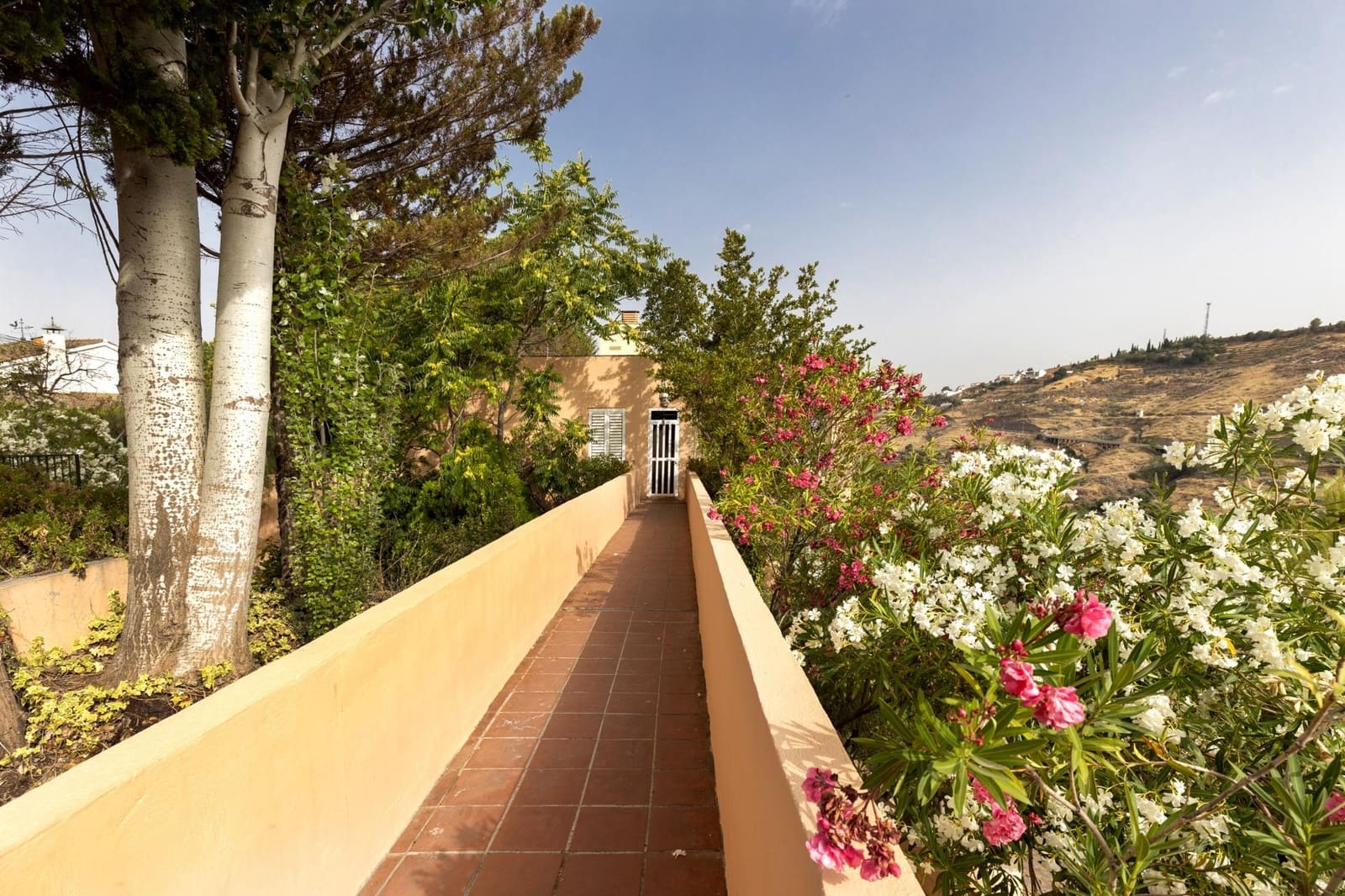 1 soverom Studio til salgs i Granada by med svømmebasseng - € 135 000 (Ref: 9386220)