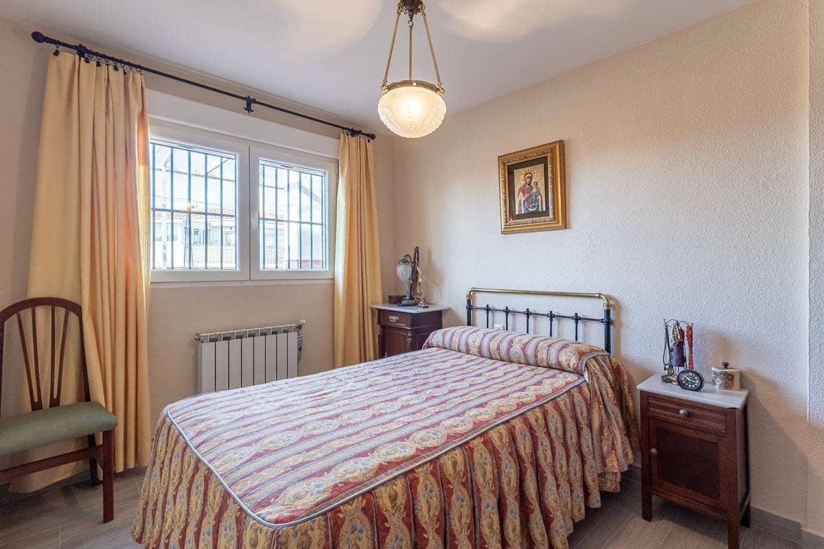 4 soveværelse Penthouse til salg i Granada by - € 420.000 (Ref: 9386222)