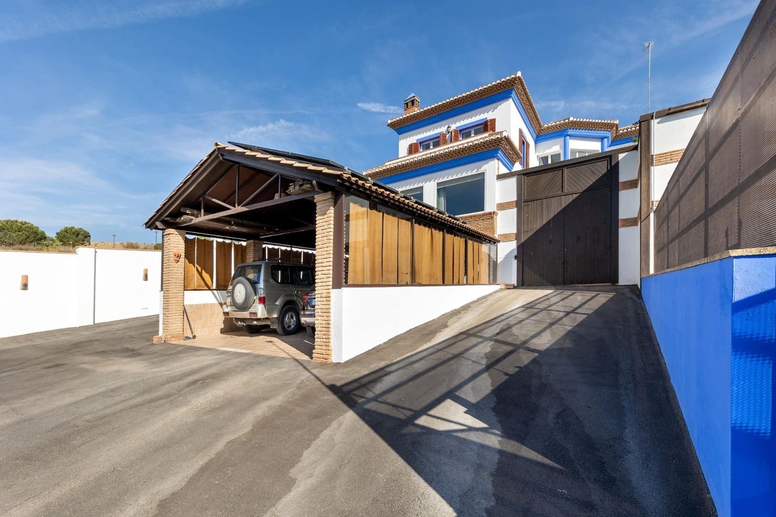 4 quarto Moradia para venda em Las Gabias com garagem - 495 000 € (Ref: 9386223)