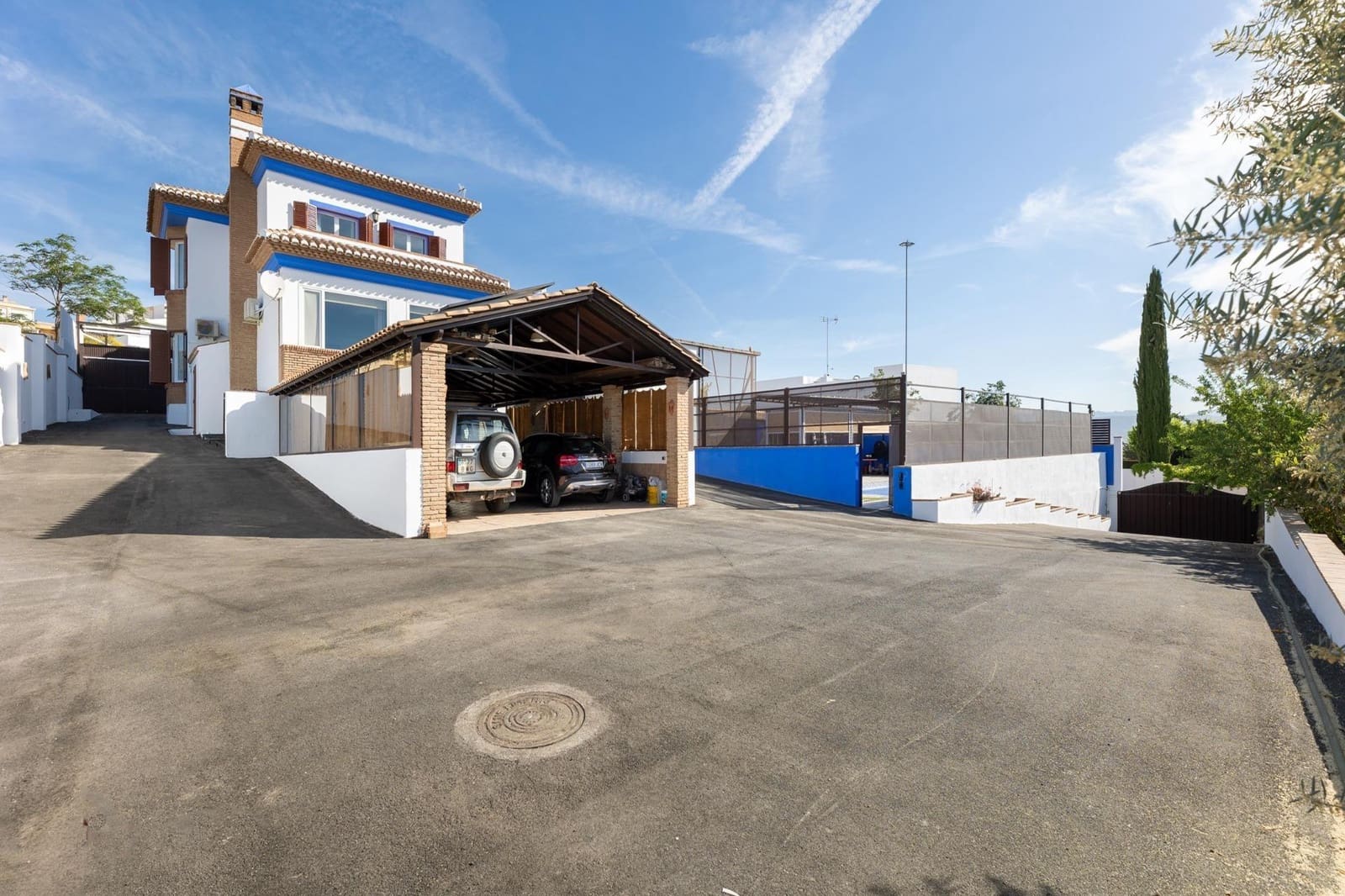 4 quarto Moradia para venda em Las Gabias com garagem - 495 000 € (Ref: 9386223)