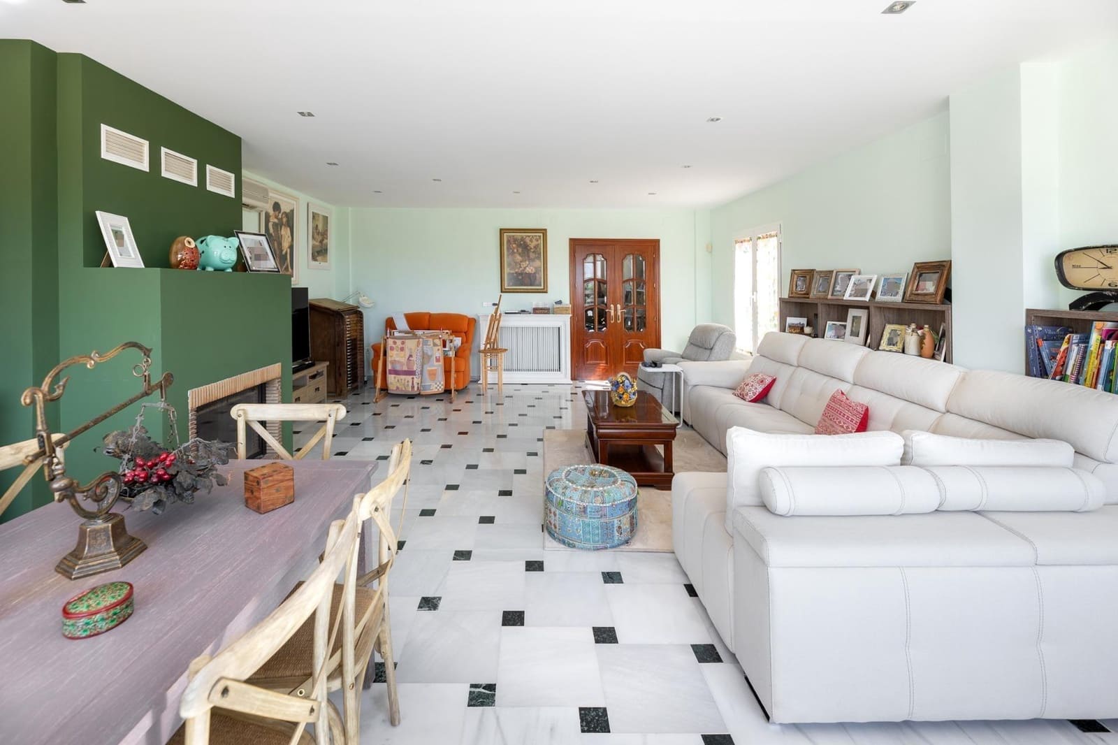 4 quarto Moradia para venda em Las Gabias com garagem - 495 000 € (Ref: 9386223)