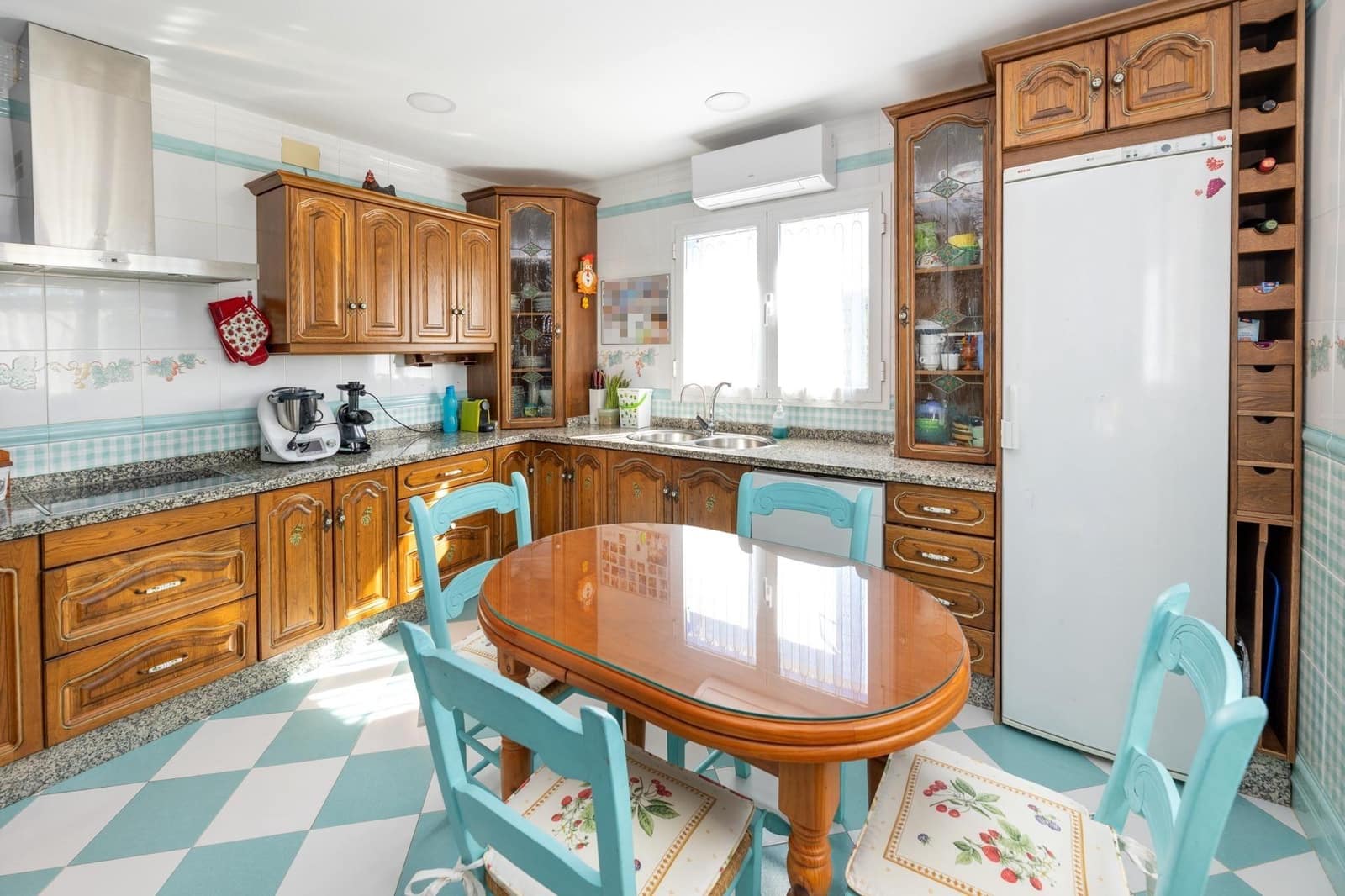 4 quarto Moradia para venda em Las Gabias com garagem - 495 000 € (Ref: 9386223)