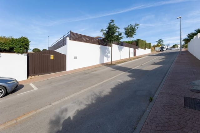 4 soveværelse Villa til salg i Las Gabias med garage - € 495.000 (Ref: 9386223)