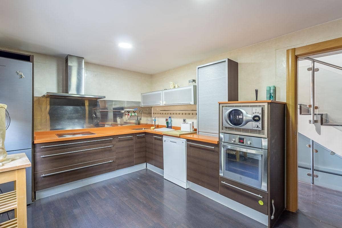 4 chambre Villa/Maison à vendre à Monachil avec piscine garage - 350 000 € (Ref: 9388625)