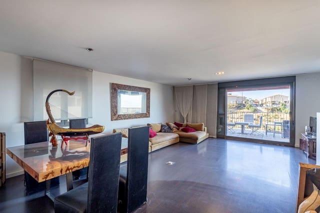 4 soveværelse Villa til salg i Monachil med swimmingpool garage - € 350.000 (Ref: 9388625)