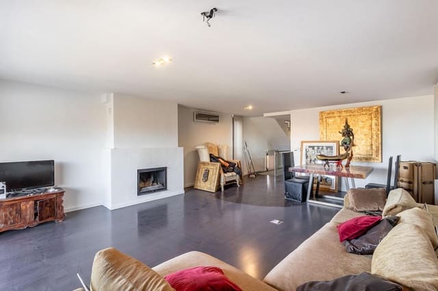 4 soveværelse Villa til salg i Monachil med swimmingpool garage - € 350.000 (Ref: 9388625)