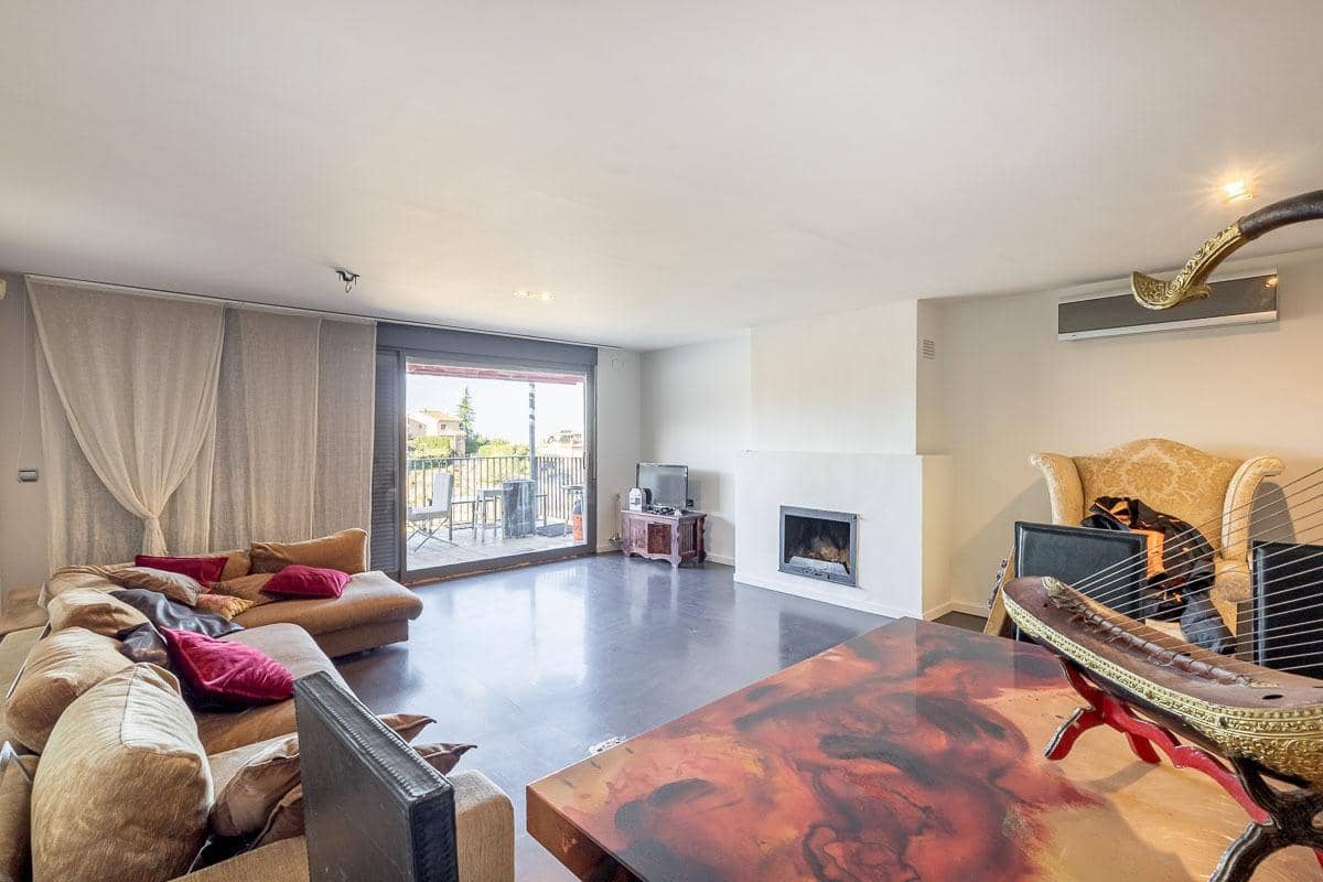 4 chambre Villa/Maison à vendre à Monachil avec piscine garage - 350 000 € (Ref: 9388625)