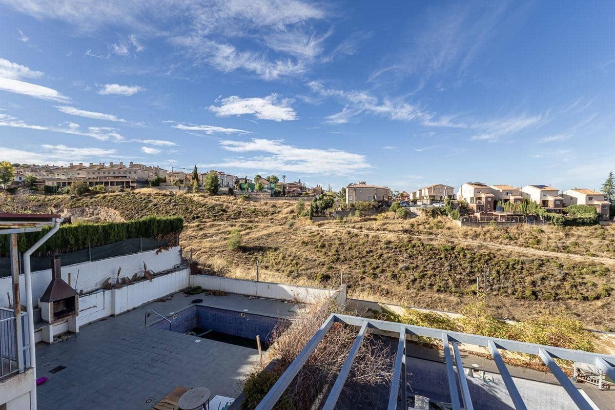 4 chambre Villa/Maison à vendre à Monachil avec piscine garage - 350 000 € (Ref: 9388625)