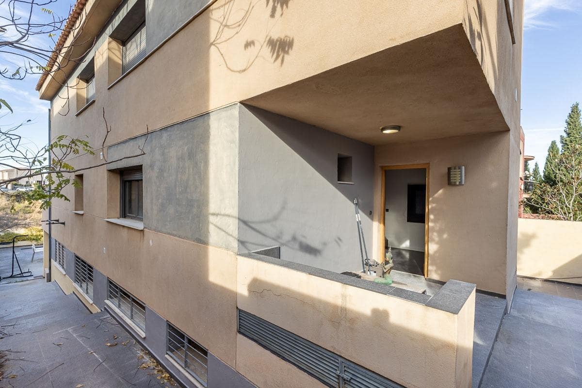 4 chambre Villa/Maison à vendre à Monachil avec piscine garage - 350 000 € (Ref: 9388625)