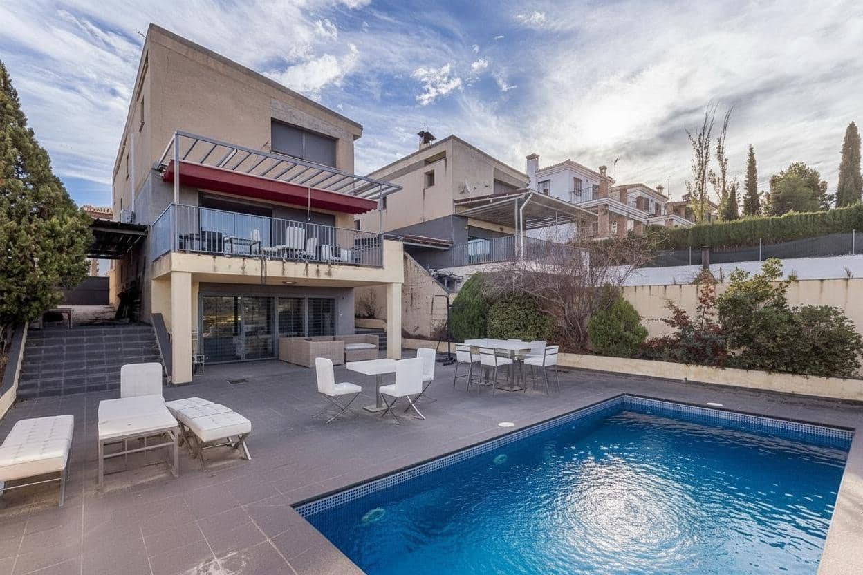 4 chambre Villa/Maison à vendre à Monachil avec piscine garage - 350 000 € (Ref: 9388625)