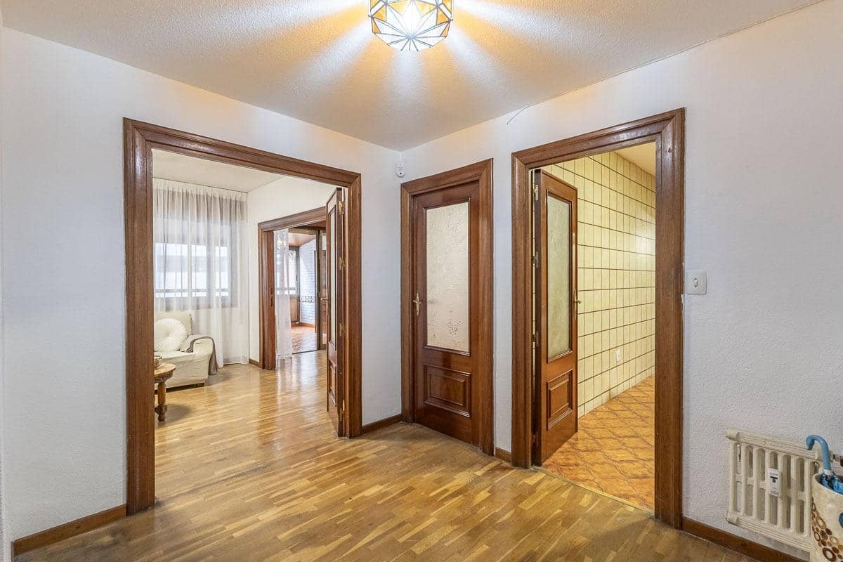 5 soverom Leilighet til salgs i Granada by - € 450 000 (Ref: 9390587)