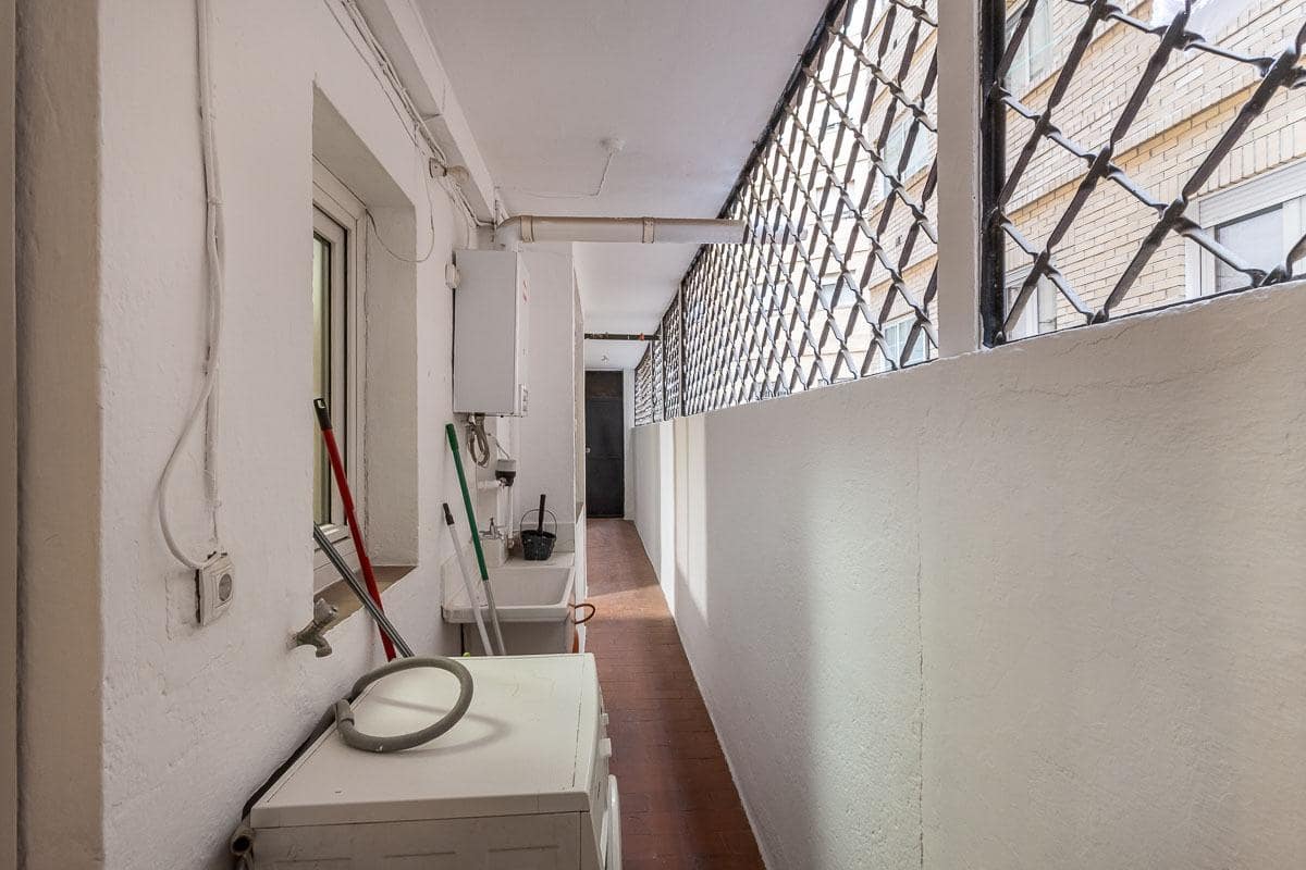 5 soverom Leilighet til salgs i Granada by - € 450 000 (Ref: 9390587)