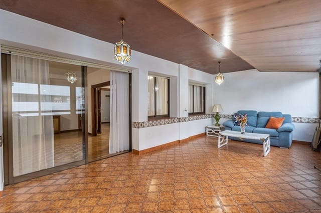5 soveværelse Lejlighed til salg i Granada by - € 380.000 (Ref: 9390587)