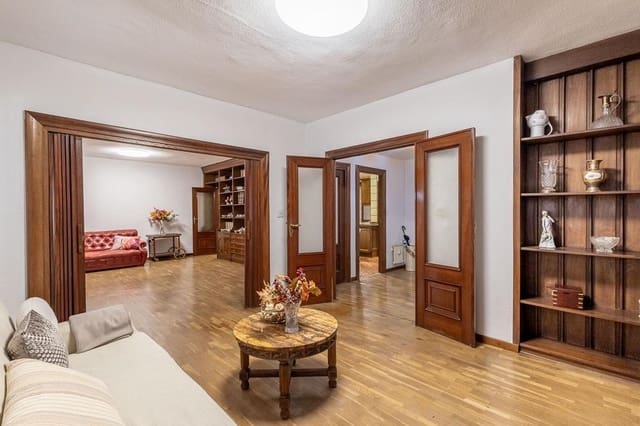 5 soveværelse Lejlighed til salg i Granada by - € 380.000 (Ref: 9390587)