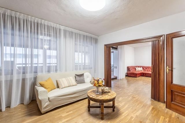 5 soveværelse Lejlighed til salg i Granada by - € 380.000 (Ref: 9390587)