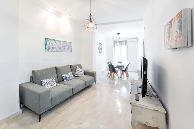 2 soveværelse Lejlighed til salg i Centro, Granada by - € 225.000 (Ref: 9390593)