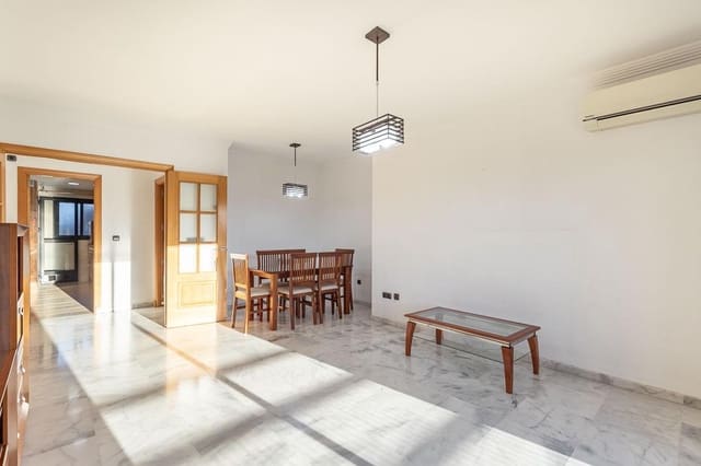 3 chambre Appartement à vendre à Cerrillo de Maracena - Periodistas, Grenade ville avec piscine garage - 319 000 € (Ref: 9390594)