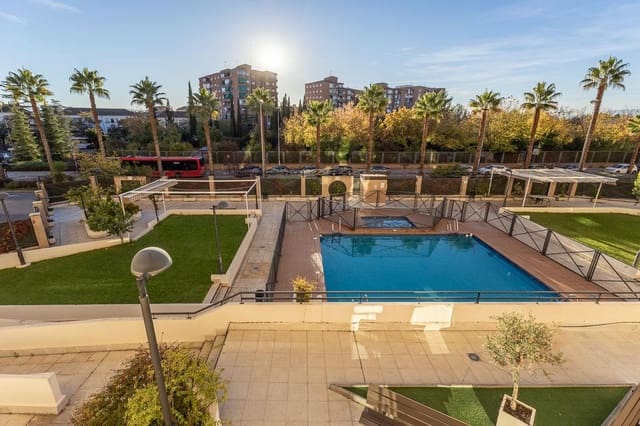 3 chambre Appartement à vendre à Cerrillo de Maracena - Periodistas, Grenade ville avec piscine garage - 319 000 € (Ref: 9390594)