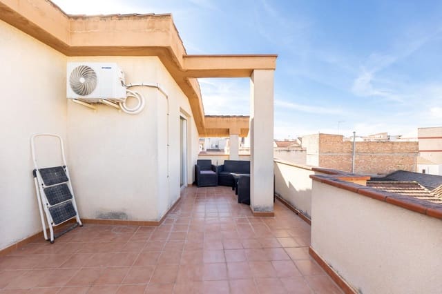 Ático de 2 habitaciones en Churriana de la Vega en venta - 165.000 € (Ref: 9396262)
