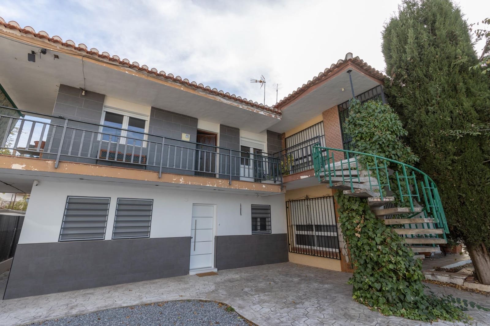 2 slaapkamer Flat te koop in Monachil met garage - € 169.900 (Ref: 9398426)