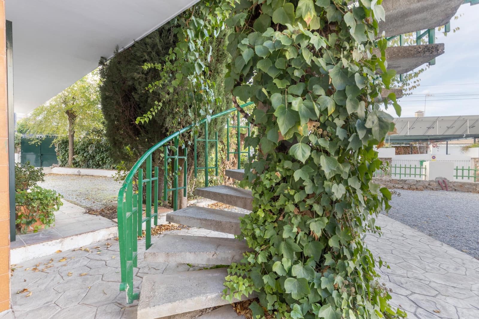 2 slaapkamer Flat te koop in Monachil met garage - € 169.900 (Ref: 9398426)