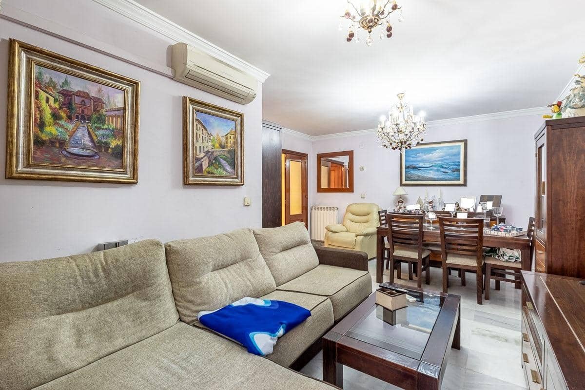 4 soverom Leilighet til salgs i Granada by med garasje - € 225 000 (Ref: 9403298)
