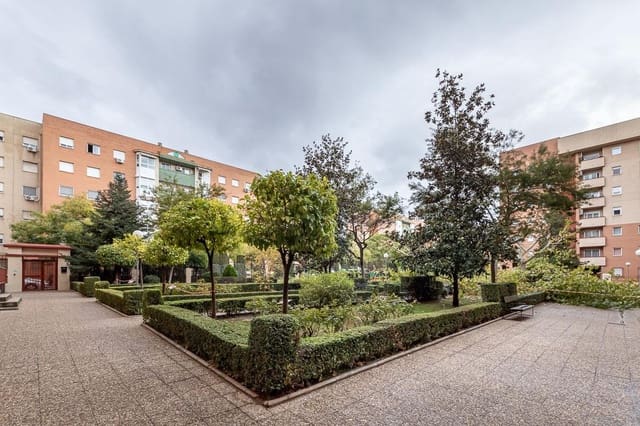 4 soverom Leilighet til salgs i Granada by med garasje - € 225 000 (Ref: 9403298)