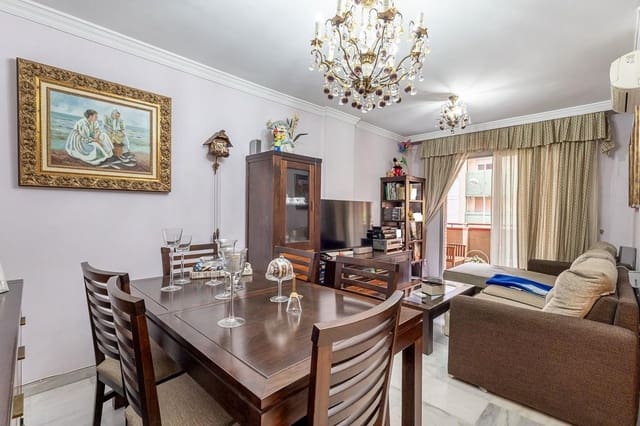 4 soverom Leilighet til salgs i Granada by med garasje - € 225 000 (Ref: 9403298)