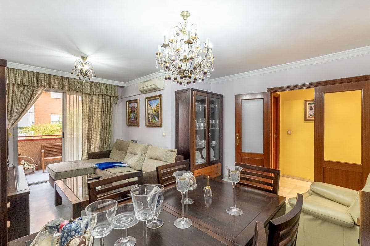 4 soverom Leilighet til salgs i Granada by med garasje - € 225 000 (Ref: 9403298)