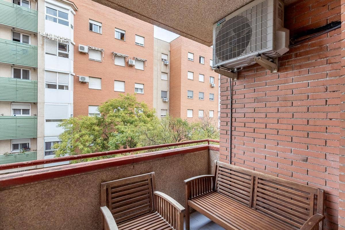 4 soverom Leilighet til salgs i Granada by med garasje - € 225 000 (Ref: 9403298)