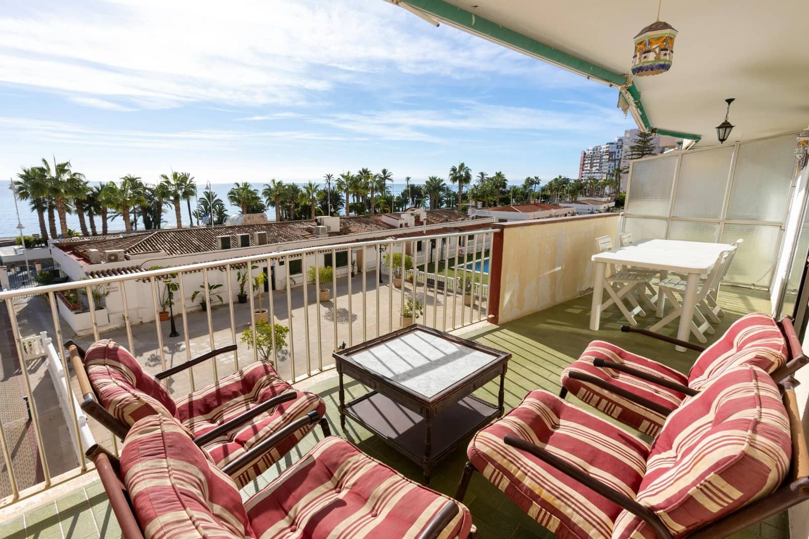 3 bedroom Flat for sale in Almunecar with pool - € 340,000 (Ref: 9403299)