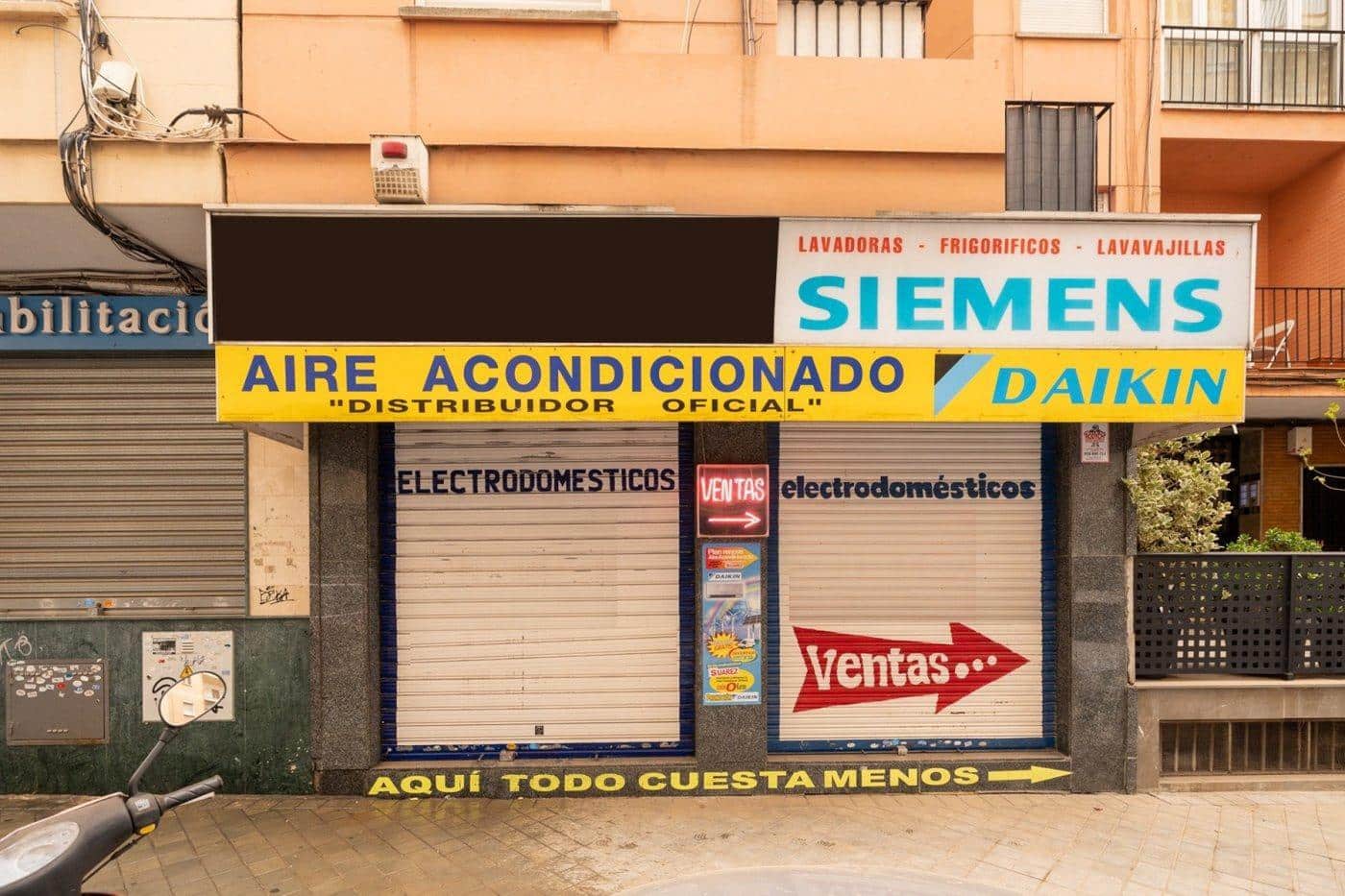 Commercial for sale in Granada city - € 475,000 (Ref: 9406643)