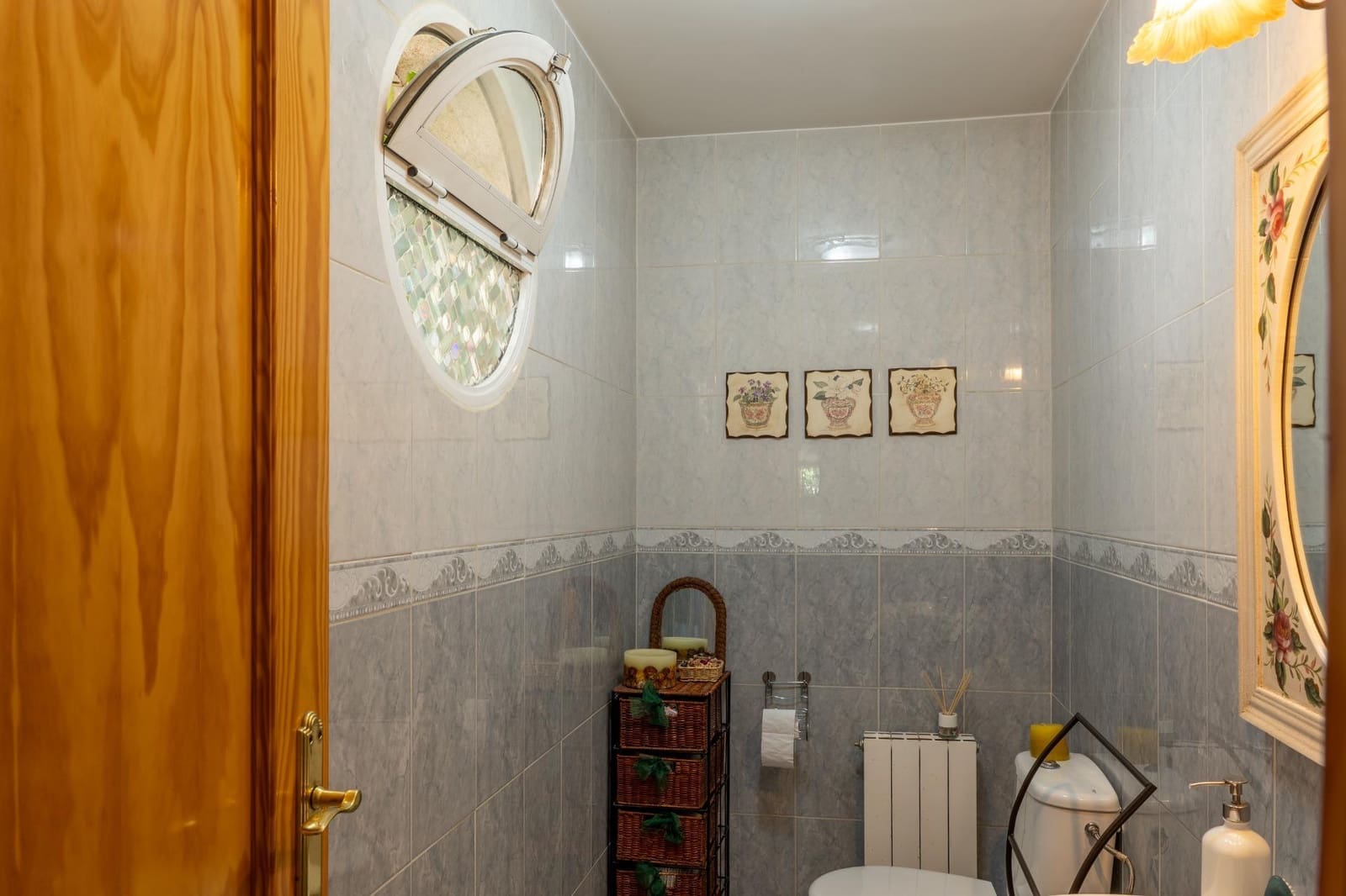 4 sypialnia Dom blizniak na sprzedaż w Huetor Vega z basenem - 390 000 € (Ref: 9406645)