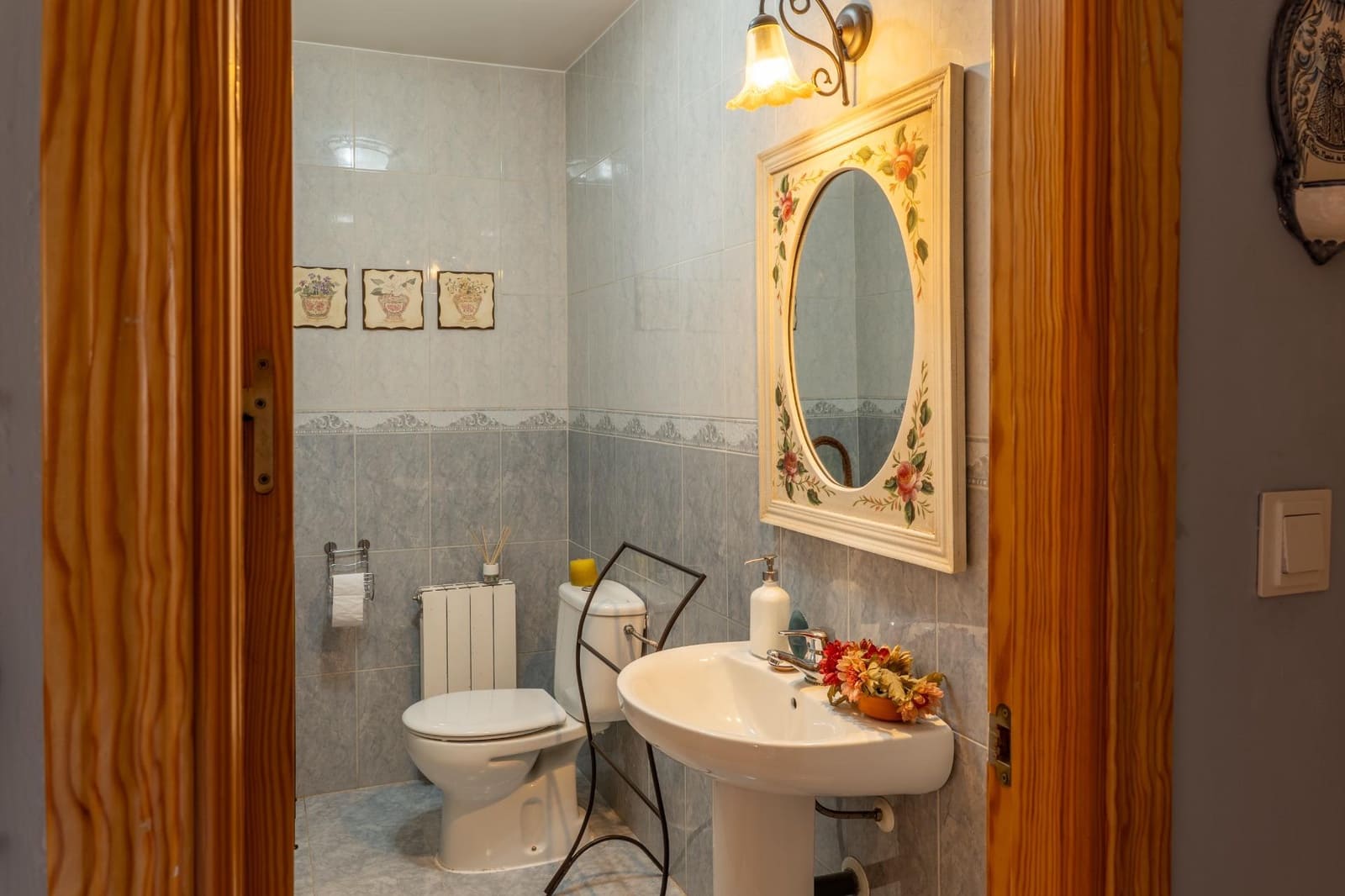 4 sypialnia Dom blizniak na sprzedaż w Huetor Vega z basenem - 390 000 € (Ref: 9406645)