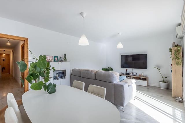 2 bedroom Flat for sale in Las Gabias with pool garage - € 149,500 (Ref: 9406648)