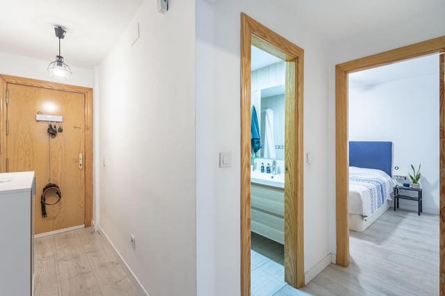 2 bedroom Flat for sale in Las Gabias with pool garage - € 149,500 (Ref: 9406648)