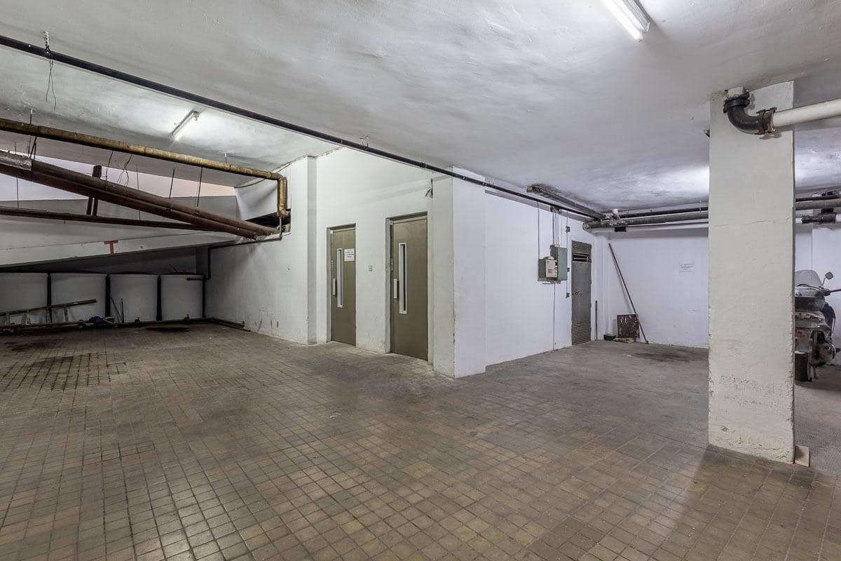 6 sovrum Lägenhet till salu i Granada stad - 850 000 € (Ref: 9406649)