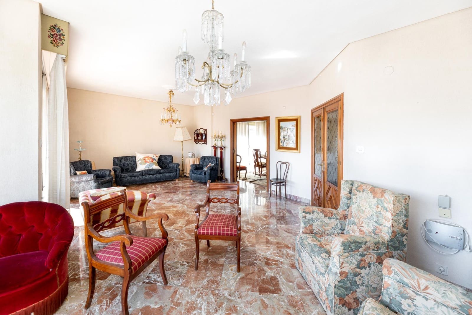 6 sovrum Lägenhet till salu i Granada stad - 850 000 € (Ref: 9406649)