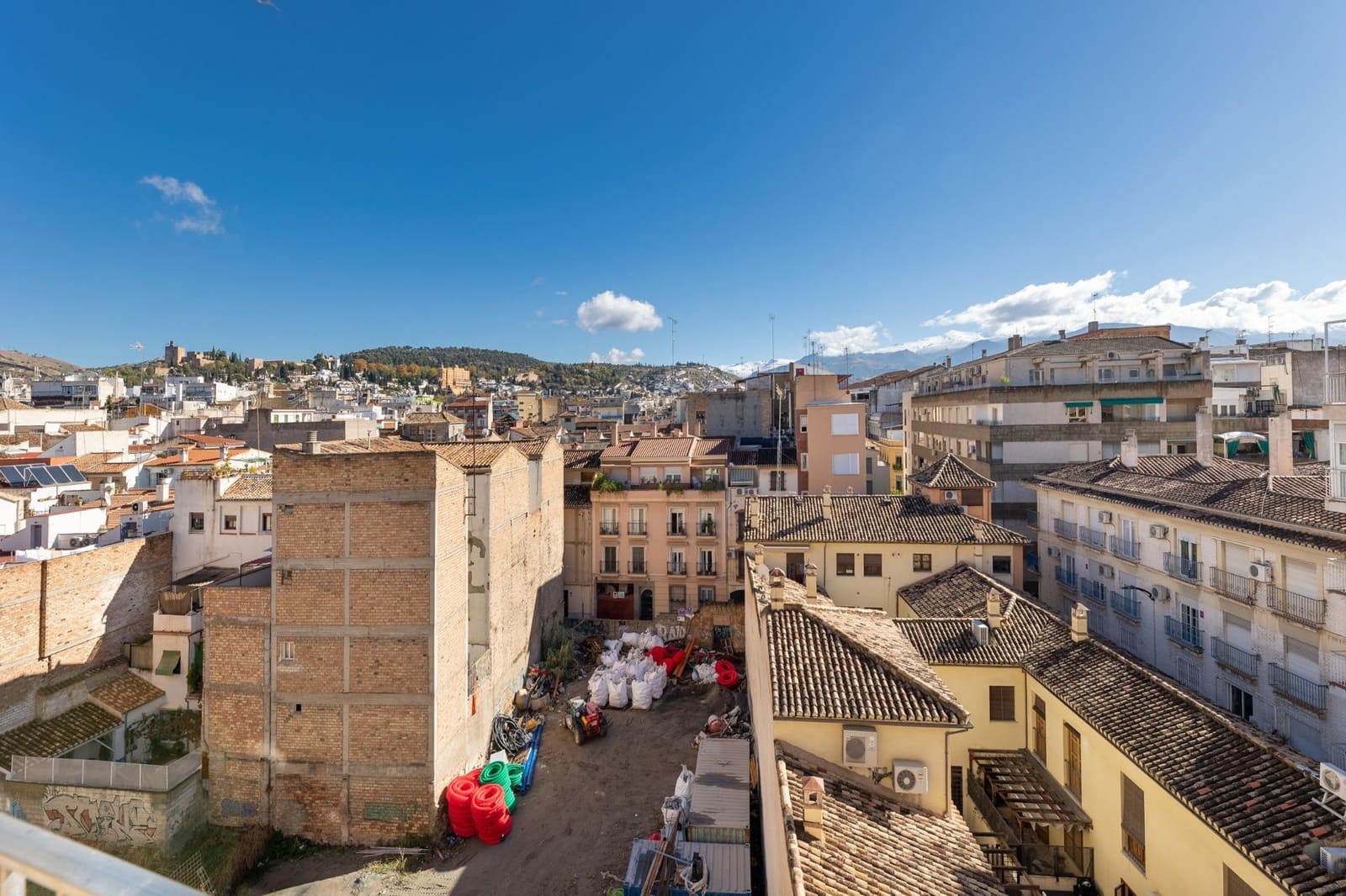 6 sovrum Lägenhet till salu i Granada stad - 850 000 € (Ref: 9406649)